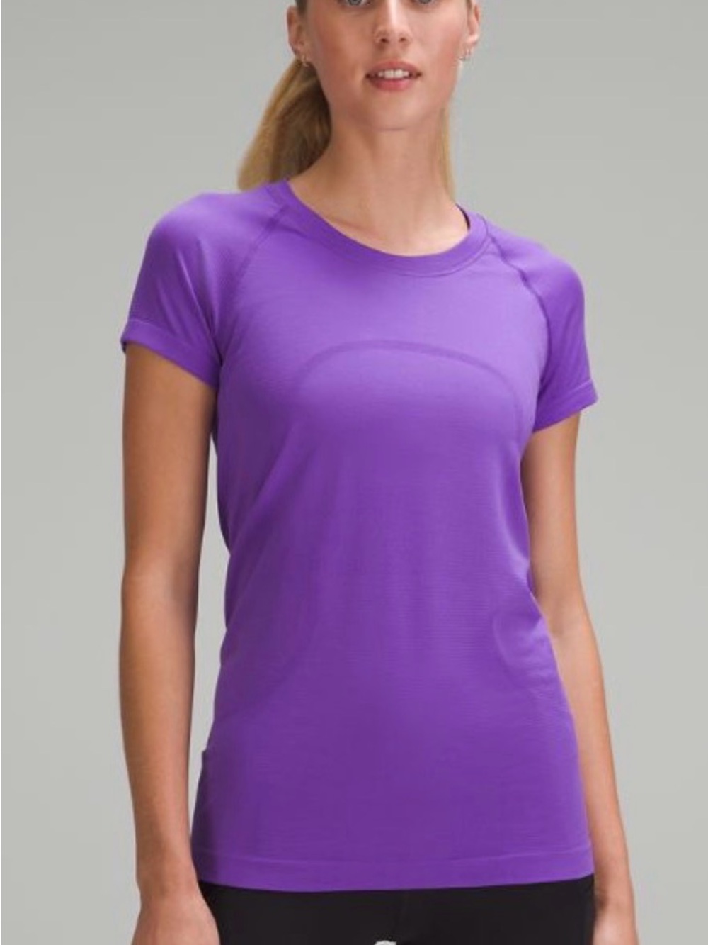 Lululemon Swiftly Tech Short Sleeve Shirt 2.0 - Atomic Purple